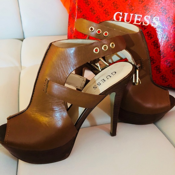 SOLD - Picture 3 of 5